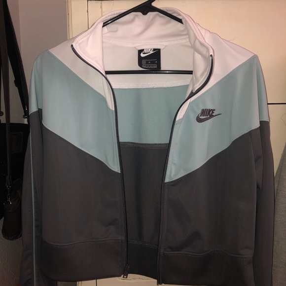 Nike zip up - Picture 2 of 5